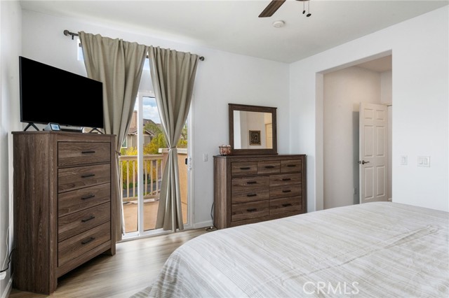 Detail Gallery Image 16 of 38 For 27563 Weeping Willow Dr, Valencia,  CA 91354 - 4 Beds | 2/1 Baths