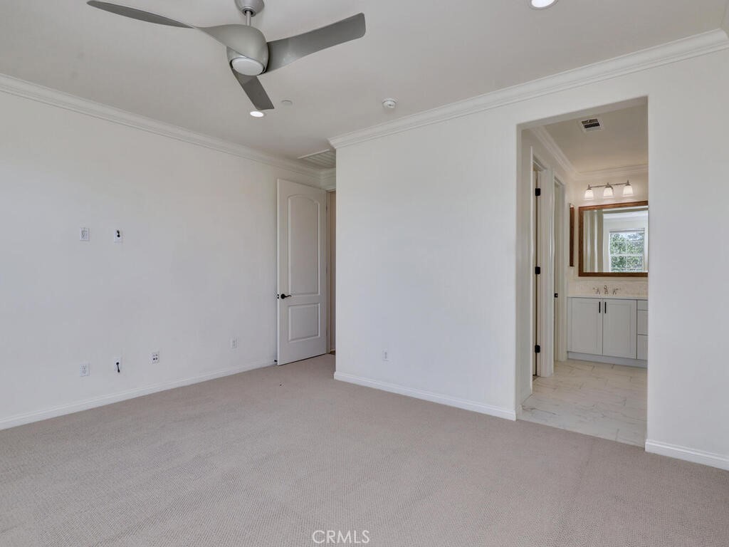 MLS #OC25225560 image #13