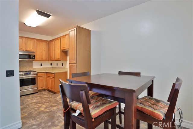 Detail Gallery Image 16 of 49 For 93 Kansas St #608,  Redlands,  CA 92373 - 3 Beds | 2/1 Baths