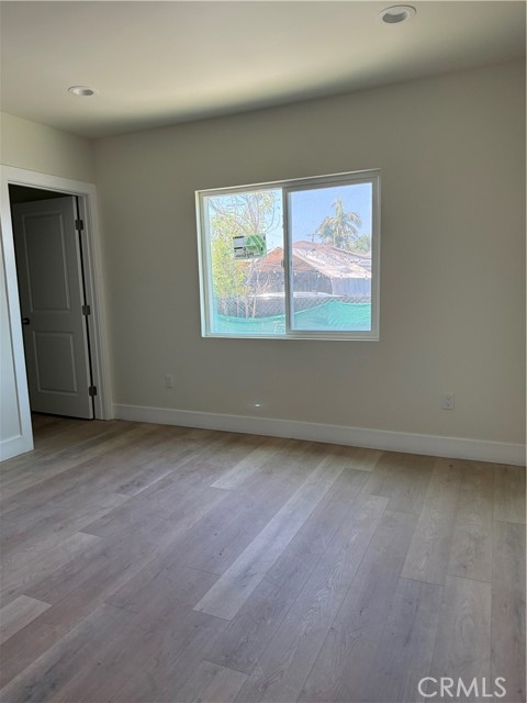 11827 Art St, Sun Valley CA: https://media.crmls.org/medias/d44d8f0e-25b1-43f0-8a2e-2fc3de75f9de.jpg
