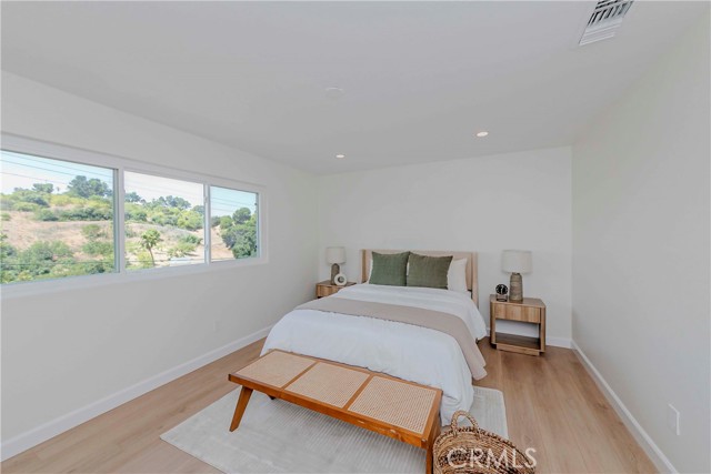 Detail Gallery Image 25 of 37 For 3745 Roberta St., Los Angeles,  CA 90031 - 3 Beds | 2 Baths