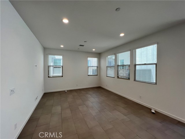 Detail Gallery Image 8 of 29 For 16259 Sandpiper Ave, Chino,  CA 91708 - 4 Beds | 4 Baths