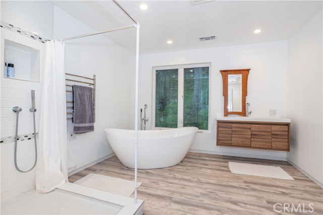 Detail Gallery Image 21 of 45 For 330 S Topanga Canyon Blvd., Topanga,  CA 90290 - 1 Beds | 1 Baths