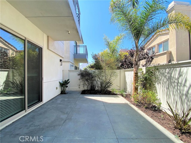 1745 Spreckels Lane, Redondo Beach, California 90278, 3 Bedrooms Bedrooms, ,4 BathroomsBathrooms,Residential,Sold,Spreckels,PV21190743