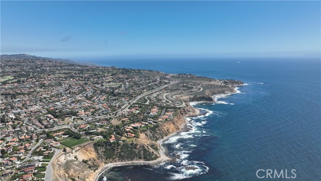 6936 Kings Harbor Drive, Rancho Palos Verdes, California 90275, 5 Bedrooms Bedrooms, ,3 BathroomsBathrooms,Residential,Sold,Kings Harbor,PV22077375