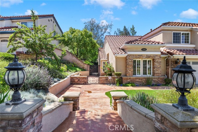 2304 Trickling Creek Drive, La Verne CA: https://media.crmls.org/medias/d44fd79c-67a5-4d00-a484-c943c1d6ab86.jpg