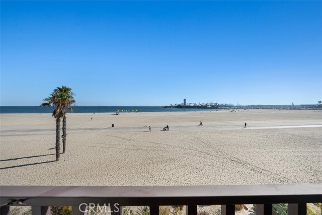 Detail Gallery Image 2 of 34 For 1140 E Ocean Bld #242,  Long Beach,  CA 90802 - 1 Beds | 1 Baths