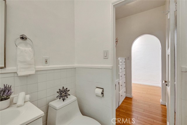 Detail Gallery Image 22 of 28 For 124 S Elm Dr #5,  Beverly Hills,  CA 90212 - 1 Beds | 1 Baths