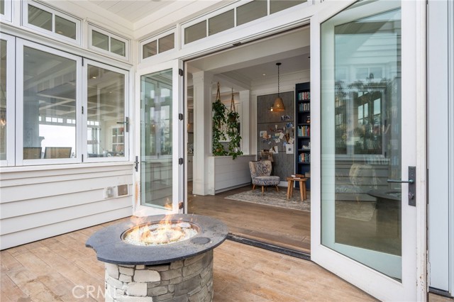 Detail Gallery Image 23 of 74 For 35167 Beach Road, Dana Point,  CA 92624 - 5 Beds | 4/1 Baths