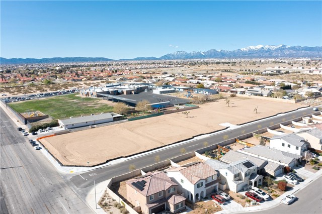 Detail Gallery Image 5 of 13 For 3 Valencia St, Hesperia,  CA 92345 - – Beds | – Baths