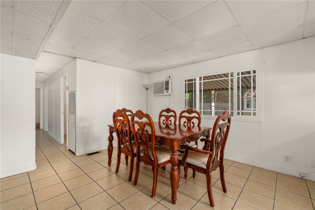 Detail Gallery Image 19 of 35 For 1010 Holt Ave #3 F,  Pomona,  CA 91768 - 3 Beds | 1 Baths