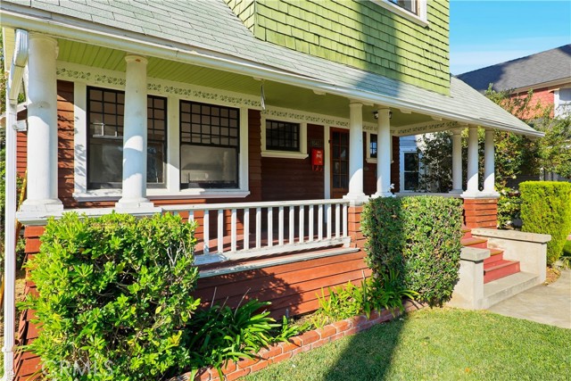 6543 Washington Avenue, Whittier CA: https://media.crmls.org/medias/d4533fd0-6db4-4d01-b312-061f0e3ee50f.jpg