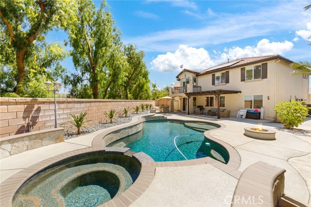 Detail Gallery Image 2 of 44 For 5575 Veronese Dr, Chino Hills,  CA 91709 - 5 Beds | 3 Baths