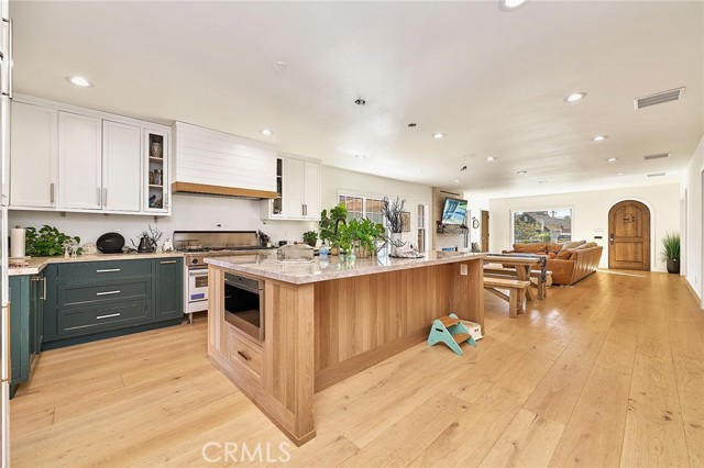 Front Image Thumbnail for CRPW26223816