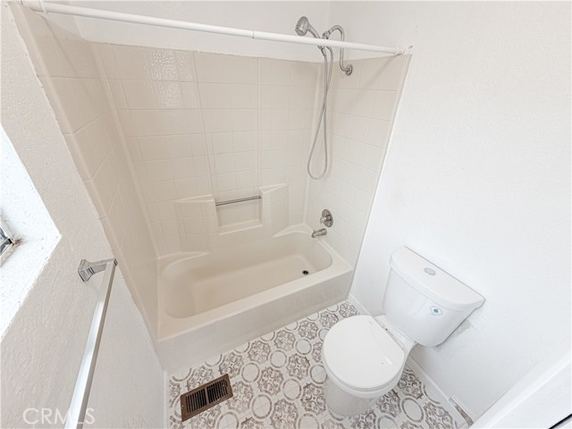 Detail Gallery Image 14 of 22 For 14312 Dover, Mojave,  CA 93501 - 2 Beds | 3 Baths