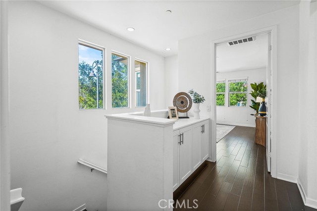 15 Clover, Lake Forest CA: https://media.crmls.org/medias/d455b5d5-7828-4c52-8317-2c81d9e738e0.jpg