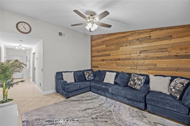 Detail Gallery Image 16 of 43 For 860 Tangerine, Corona,  CA 92879 - 2 Beds | 1 Baths