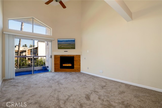 Detail Gallery Image 6 of 26 For 5530 Owensmouth Ave #306,  Woodland Hills,  CA 91367 - 1 Beds | 1 Baths