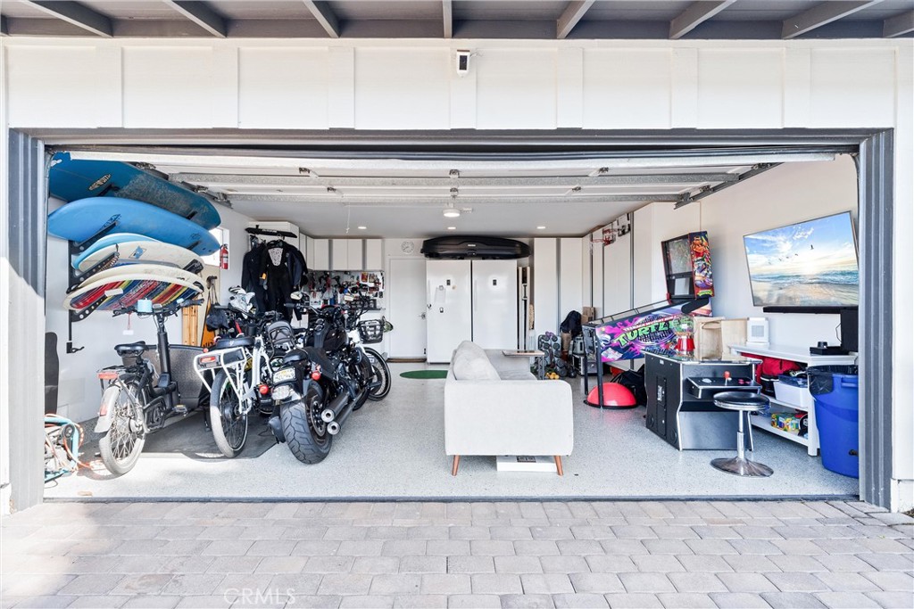 MLS #OC25137424 img 41