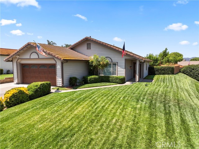 Image 7 of 37 For 39781 Pin Oak Court