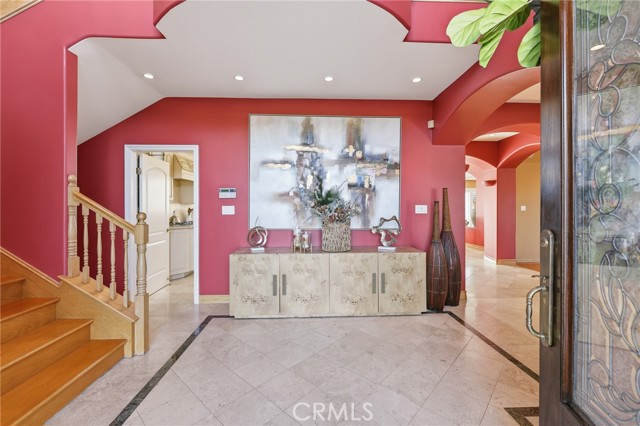 Detail Gallery Image 6 of 35 For 4177 S Cloverdale, Los Angeles,  CA 90008 - 4 Beds | 5 Baths