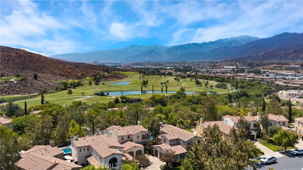 MLS #OC25181828 img 31