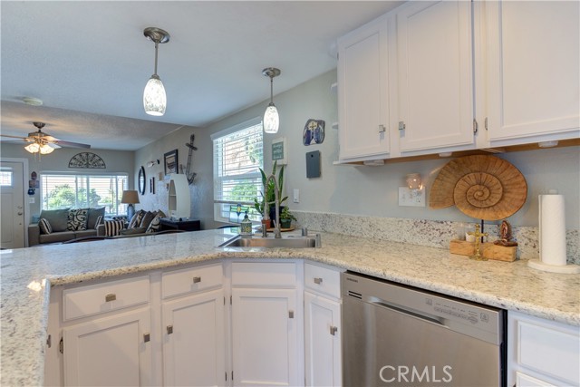 Detail Gallery Image 12 of 47 For 2360 Hemlock Ave, Morro Bay,  CA 93442 - 2 Beds | 1 Baths