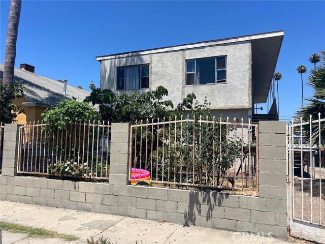 735 E 43Rd Pl, Los Angeles, CA 90011