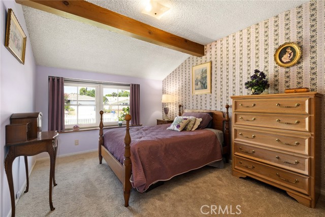 23856 Aetna Street, Woodland Hills CA: https://media.crmls.org/medias/d45943ca-fbb5-434f-9b4b-2d5c0d779d62.jpg