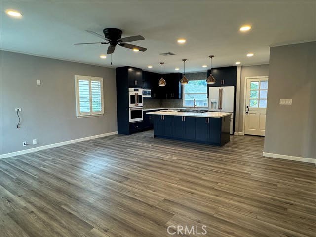 204 E I Street, Ontario CA: https://media.crmls.org/medias/d45a2ba4-6e08-4c09-bac1-107b476c59ba.jpg