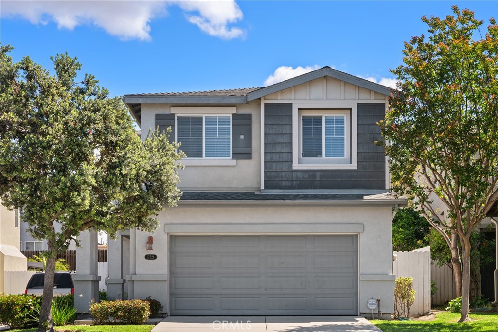 17526 Orangetree