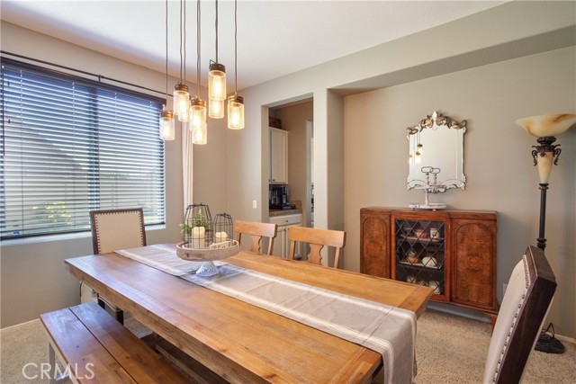 Detail Gallery Image 10 of 51 For 39883 S Creek Cir, Murrieta,  CA 92563 - 5 Beds | 3/1 Baths