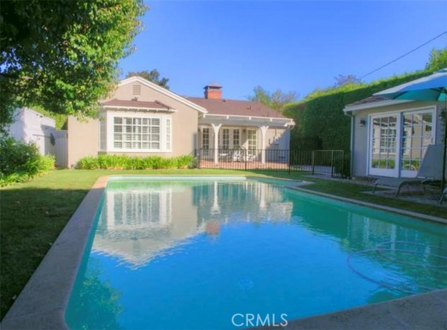 4545 Allott Ave, Sherman Oaks CA: https://media.crmls.org/medias/d45b54a3-073c-465b-b67a-beb6235d01bc.jpg