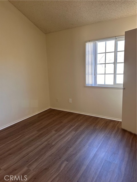 Detail Gallery Image 18 of 25 For 4832 King Cir #D,  Huntington Beach,  CA 92648 - 2 Beds | 2/1 Baths