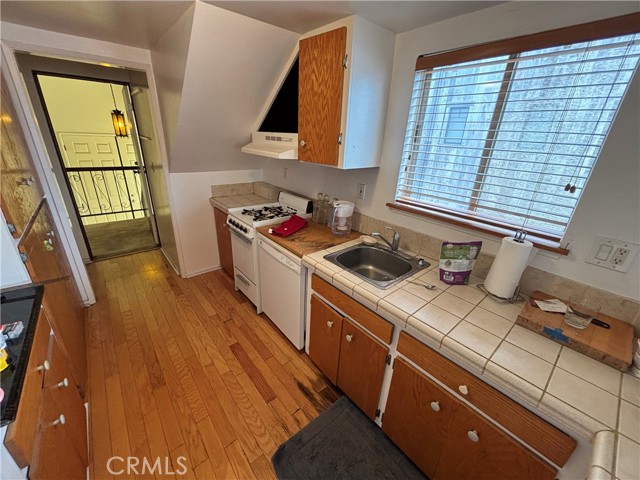 Detail Gallery Image 16 of 62 For 3513 Alma Ave, Manhattan Beach,  CA 90266 - – Beds | – Baths