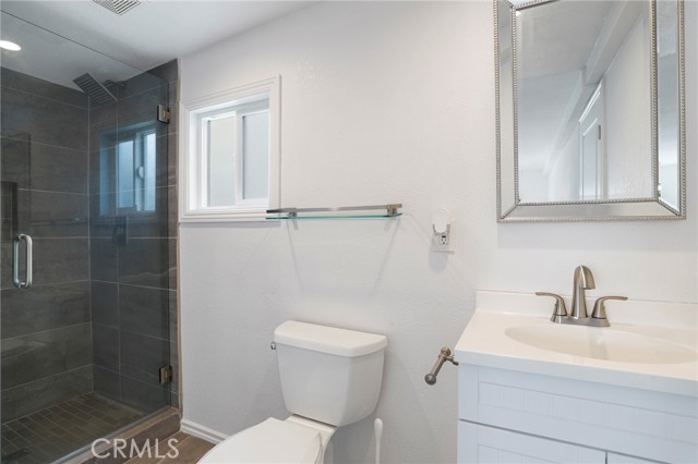 6164 Lorelei Avenue, Lakewood CA: https://media.crmls.org/medias/d45be4f0-9f2d-4b0c-9183-b74722d623d1.jpg