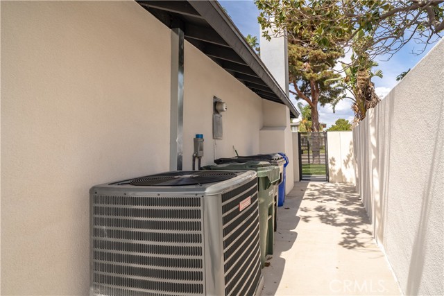 Detail Gallery Image 51 of 65 For 16265 Pine Ave, Fontana,  CA 92335 - 4 Beds | 3 Baths