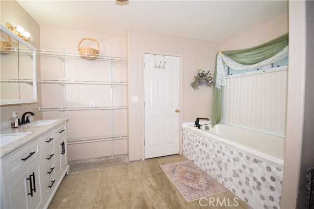 Detail Gallery Image 28 of 39 For 10180 Highway 29, Lower Lake,  CA 95457 - 3 Beds | 2 Baths