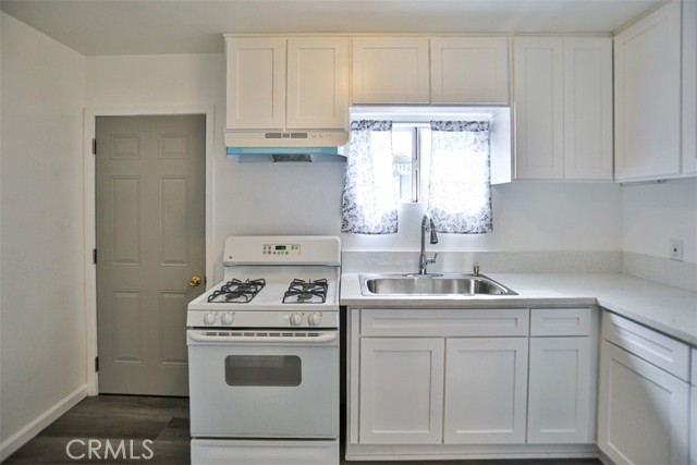 Detail Gallery Image 14 of 27 For 2154 E. 14th St, Long Beach,  CA 90804 - 2 Beds | 1 Baths