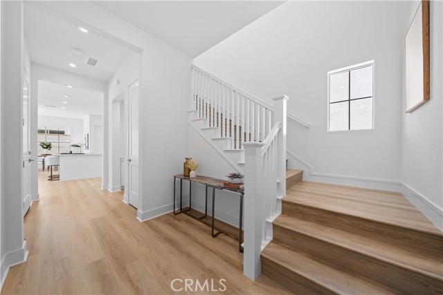 114 eversedge, Irvine CA: https://media.crmls.org/medias/d45ef8ff-29b1-4e56-9e53-154683cc84d0.jpg