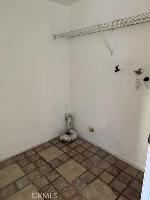 14041 Catalina Court, Fontana CA: https://media.crmls.org/medias/d45fdef0-13a7-4aae-b943-56c509f3a481.jpg