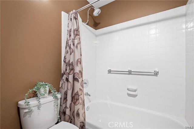 1750 E Ocean Boulevard, Long Beach CA: https://media.crmls.org/medias/d4604e0e-c7eb-4fd8-83b8-14a0c0f207a5.jpg