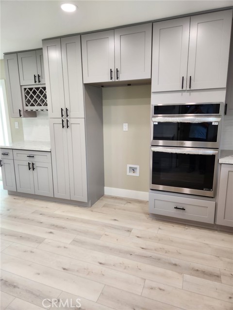 Detail Gallery Image 8 of 23 For 15833 Ocean Ave, Whittier,  CA 90604 - 3 Beds | 2 Baths