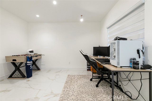 12410 Mclennan Avenue, Granada Hills CA: https://media.crmls.org/medias/d4617789-9dd7-424f-8aaa-c091a6615531.jpg