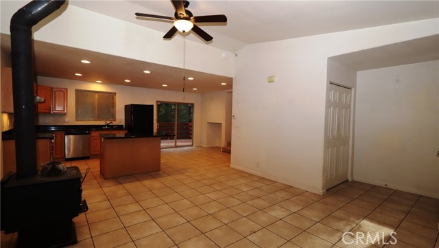 Detail Gallery Image 8 of 25 For 15905 Anderson Way, Cobb,  CA 95426 - 3 Beds | 2/1 Baths