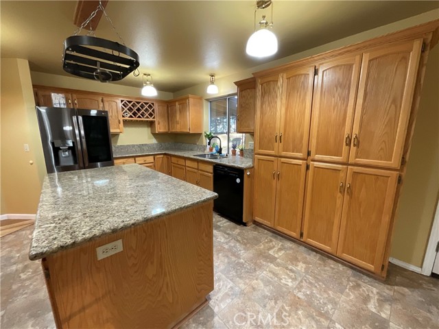 Detail Gallery Image 12 of 68 For 6448 Ventura, Magalia,  CA 95954 - 3 Beds | 2/1 Baths