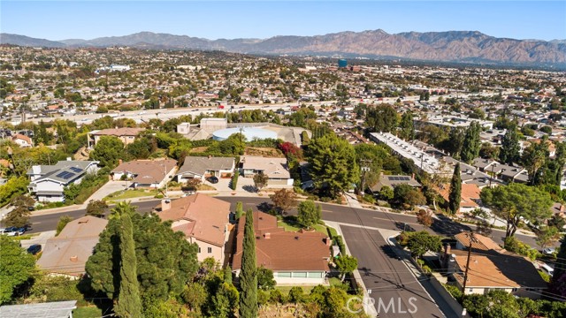 Detail Gallery Image 31 of 32 For 220 Barranca Dr, Monterey Park,  CA 91754 - 3 Beds | 3 Baths