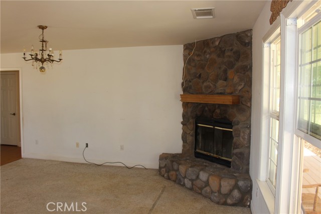 30875 Morningside Street, Lucerne Valley CA: https://media.crmls.org/medias/d462b95b-32a5-4249-b1c2-e50bcc05e926.jpg