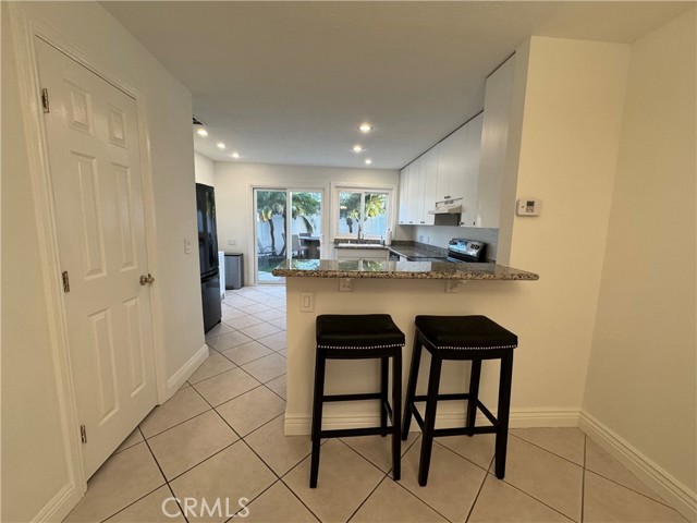 Detail Gallery Image 9 of 31 For 3466 Highwood Ct #204,  Simi Valley,  CA 93063 - 2 Beds | 1/1 Baths