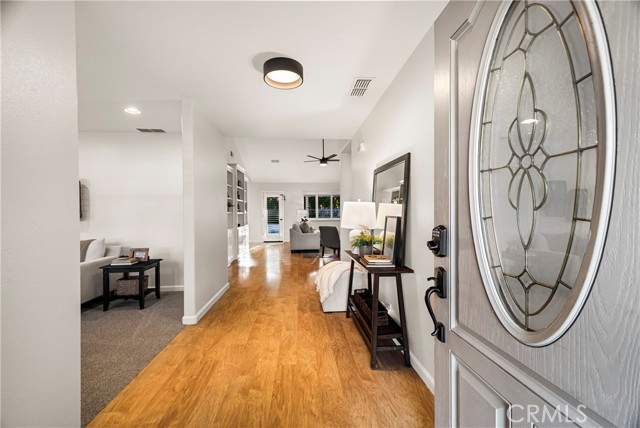 Detail Gallery Image 8 of 57 For 2286 Burlingame Drive, Chico,  CA 95928 - 4 Beds | 3 Baths